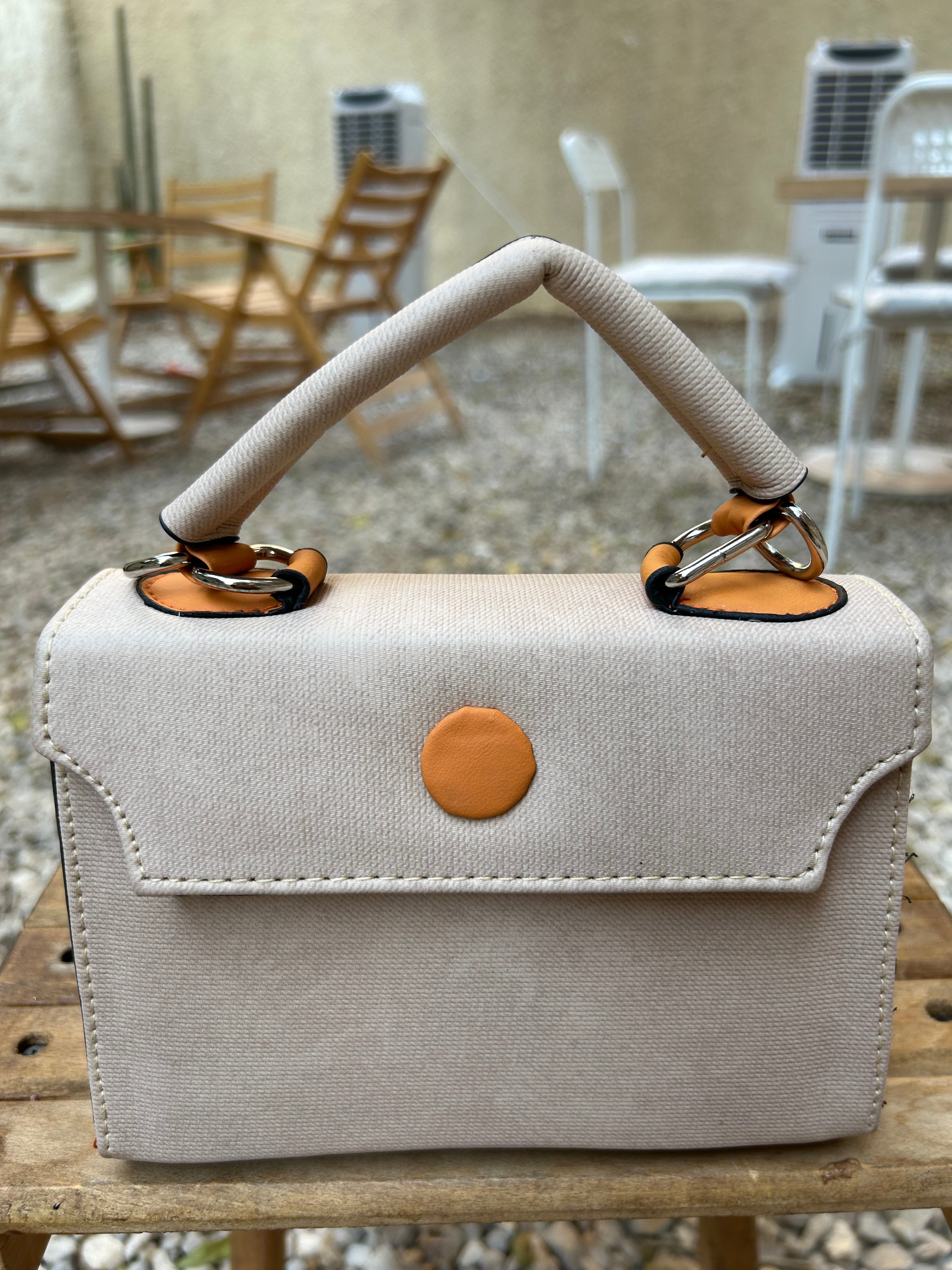 Elegant Mini Tote-Beige